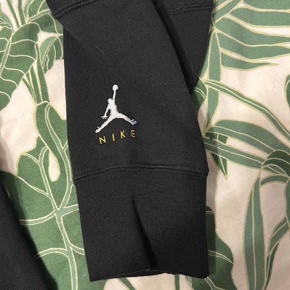 NEW Men’s Small Nike Air Jordan Sweatshirt - Picture 4 of 6